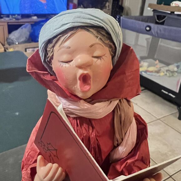 APEX Paper Mache Christmas Carolers Young Lady Red Dickens Vtg Holiday Decor - Picture 13 of 15